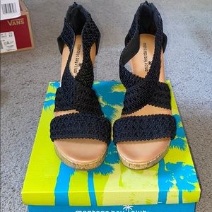 Black and Tan Wedges